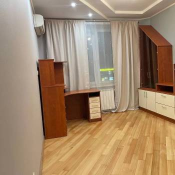 Сдается Многокомнатная квартира, 82 м²