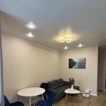 Сдается 1-комнатная квартира, 55 м²