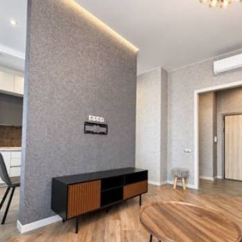 Сдается 1-комнатная квартира, 58 м²