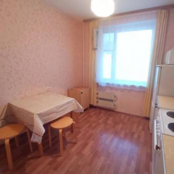 Сдается 1-комнатная квартира, 39 м²