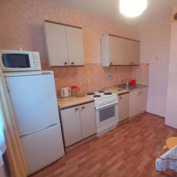 Сдается 1-комнатная квартира, 39 м²
