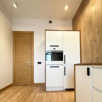 Сдается 2-х комнатная квартира, 75 м²