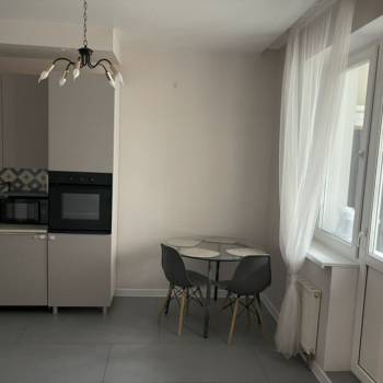 Сдается Многокомнатная квартира, 90 м²