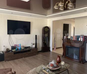 Продается 3-х комнатная квартира, 137,5 м²
