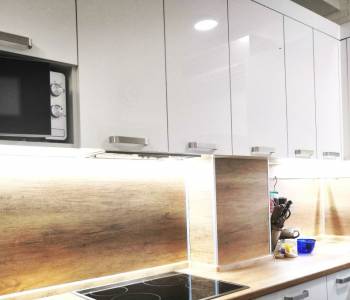 Продается 1-комнатная квартира, 54,6 м²