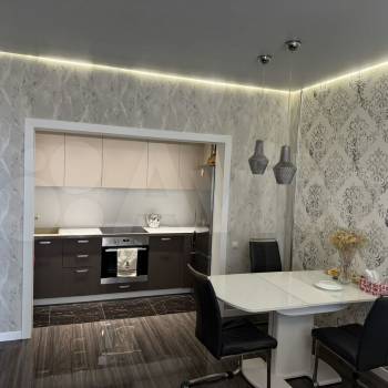 Продается 1-комнатная квартира, 67 м²