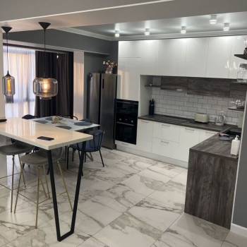 Продается 2-х комнатная квартира, 60 м²