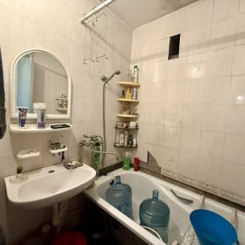 Продается 2-х комнатная квартира, 57 м²