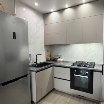 Продается 1-комнатная квартира, 43,5 м²