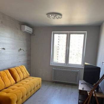 Сдается 1-комнатная квартира, 35 м²
