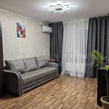 Сдается 1-комнатная квартира, 38 м²