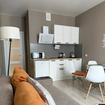 Сдается 1-комнатная квартира, 42 м²