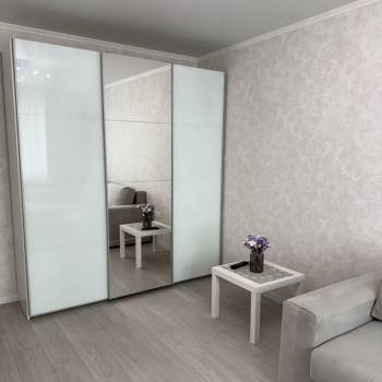 Продается 1-комнатная квартира, 38 м²