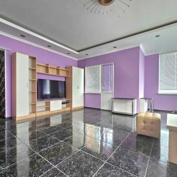 Продается 2-х комнатная квартира, 76,9 м²