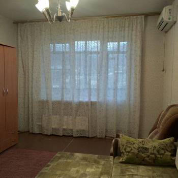 Сдается 1-комнатная квартира, 40 м²