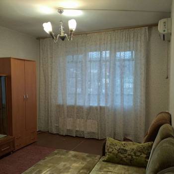 Сдается 1-комнатная квартира, 40 м²