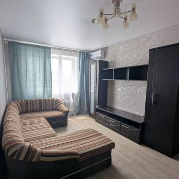 Сдается 1-комнатная квартира, 37,5 м²