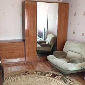 Сдается 1-комнатная квартира, 38 м²