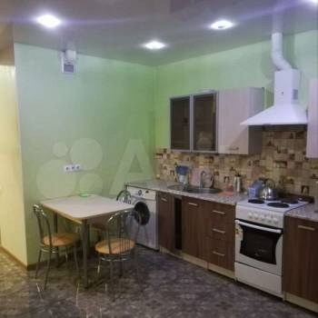 Сдается 1-комнатная квартира, 41 м²