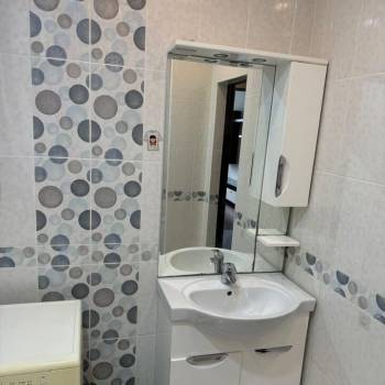 Сдается 2-х комнатная квартира, 65 м²