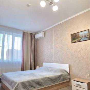 Сдается 1-комнатная квартира, 43 м²