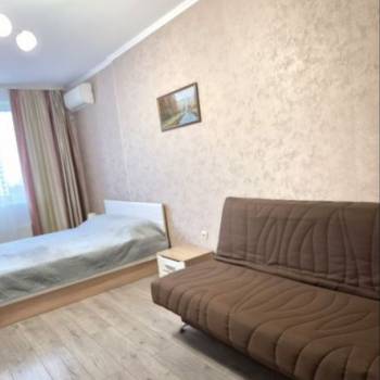 Сдается 1-комнатная квартира, 43 м²