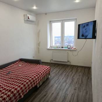 Продается 1-комнатная квартира, 36 м²