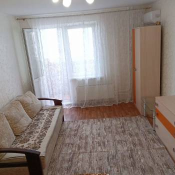 Сдается 1-комнатная квартира, 41 м²