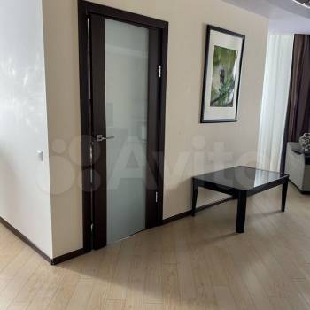 Сдается 2-х комнатная квартира, 63 м²