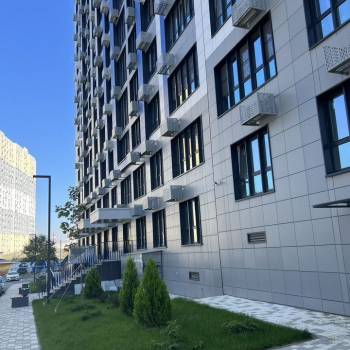 Продается 1-комнатная квартира, 40 м²