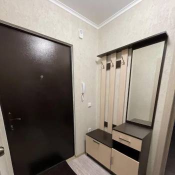 Сдается 1-комнатная квартира, 37,5 м²