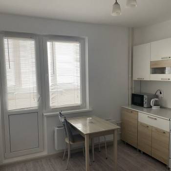 Продается 1-комнатная квартира, 37,7 м²