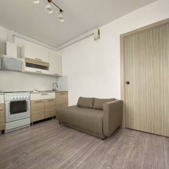 Продается 1-комнатная квартира, 37,7 м²