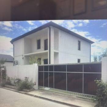 Продается Дом, 350 м²