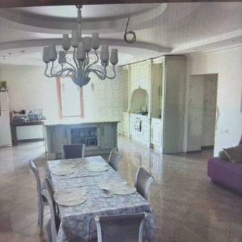 Продается Дом, 350 м²