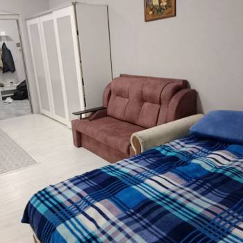 Сдается 2-х комнатная квартира, 77 м²