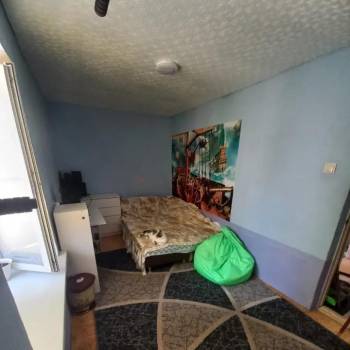 Продается 3-х комнатная квартира, 52,3 м²