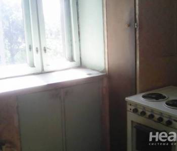Продается 1-комнатная квартира, 33 м²