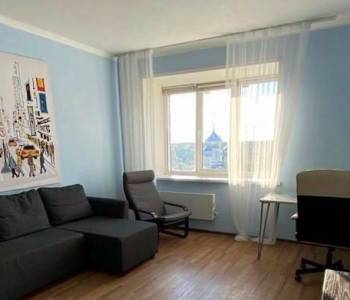 Сдается 2-х комнатная квартира, 74 м²