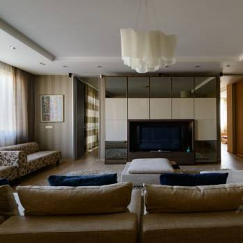 Продается 3-х комнатная квартира, 137 м²