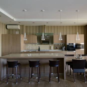 Продается 3-х комнатная квартира, 137 м²