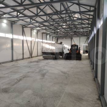Сдается Нежилое помещение, 240 м²
