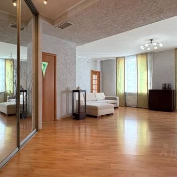 Сдается Многокомнатная квартира, 77 м²
