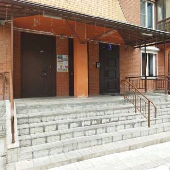 Сдается 2-х комнатная квартира, 60 м²