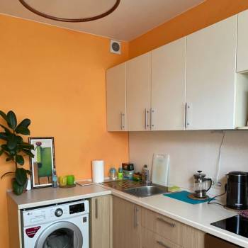 Продается Многокомнатная квартира, 80 м²