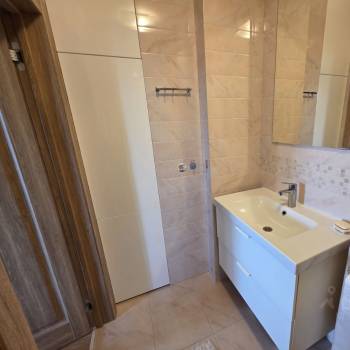 Продается 2-х комнатная квартира, 56 м²