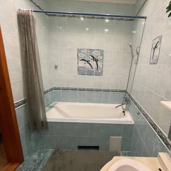 Сдается 2-х комнатная квартира, 79 м²