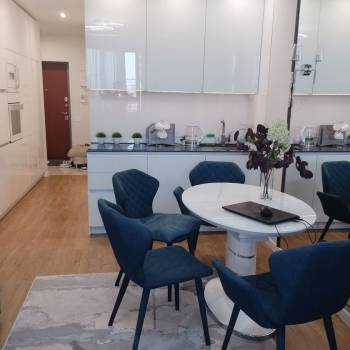 Продается 3-х комнатная квартира, 55,9 м²