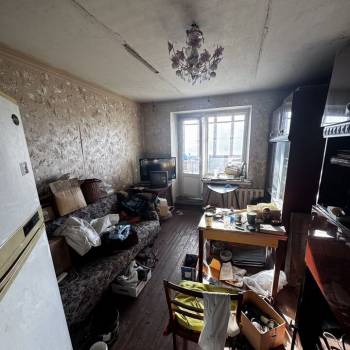 Продается Многокомнатная квартира, 61 м²