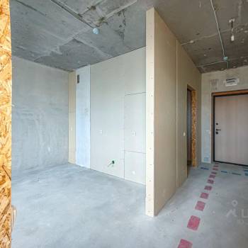Продается 1-комнатная квартира, 50 м²
